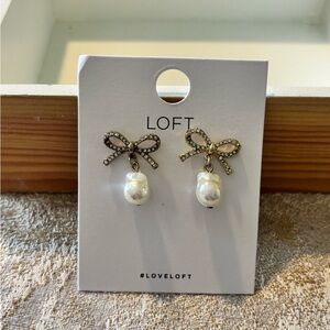LOFT Gold Bow Pearl Earrings
